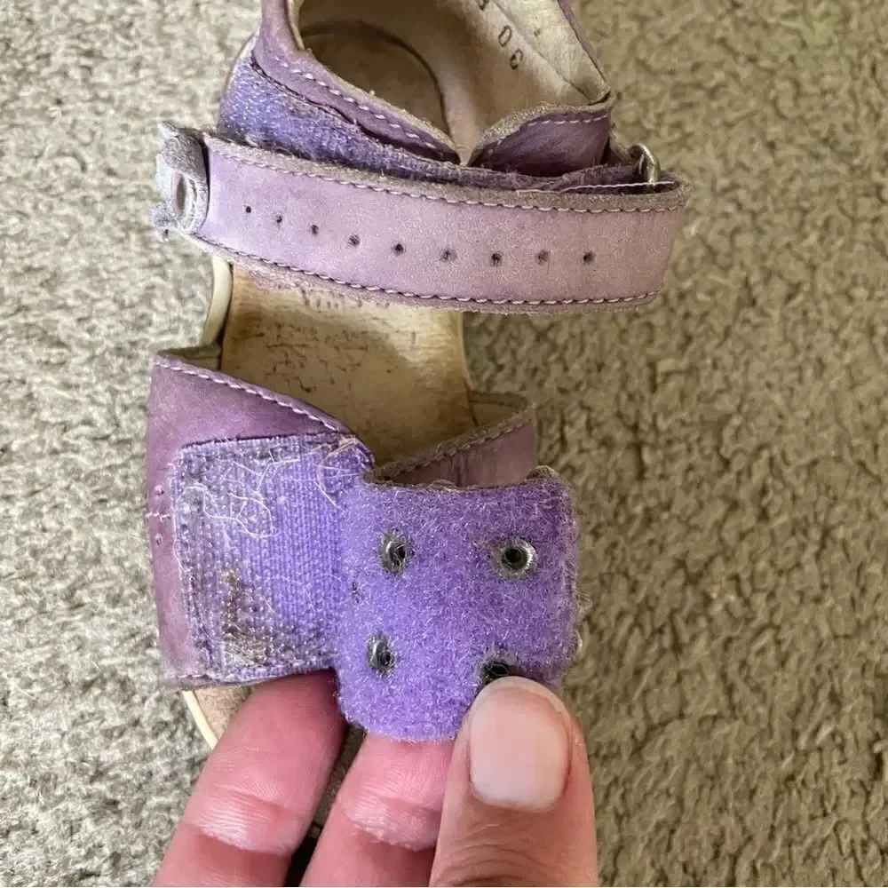 Däumling German Girl Leather Walking Learning Shoe Purple with Flowers Size 7